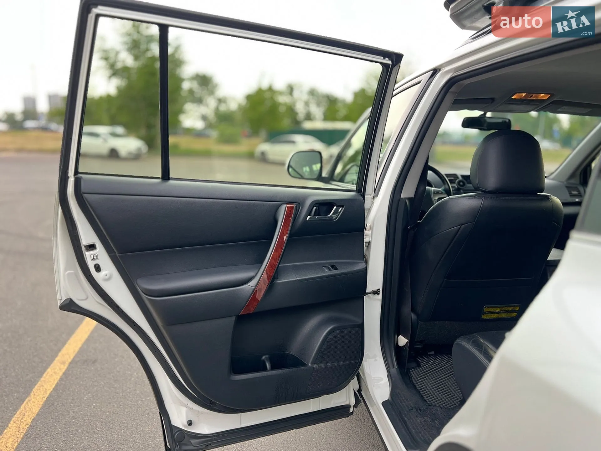 2012 Toyota Highlander - мініатюра 21