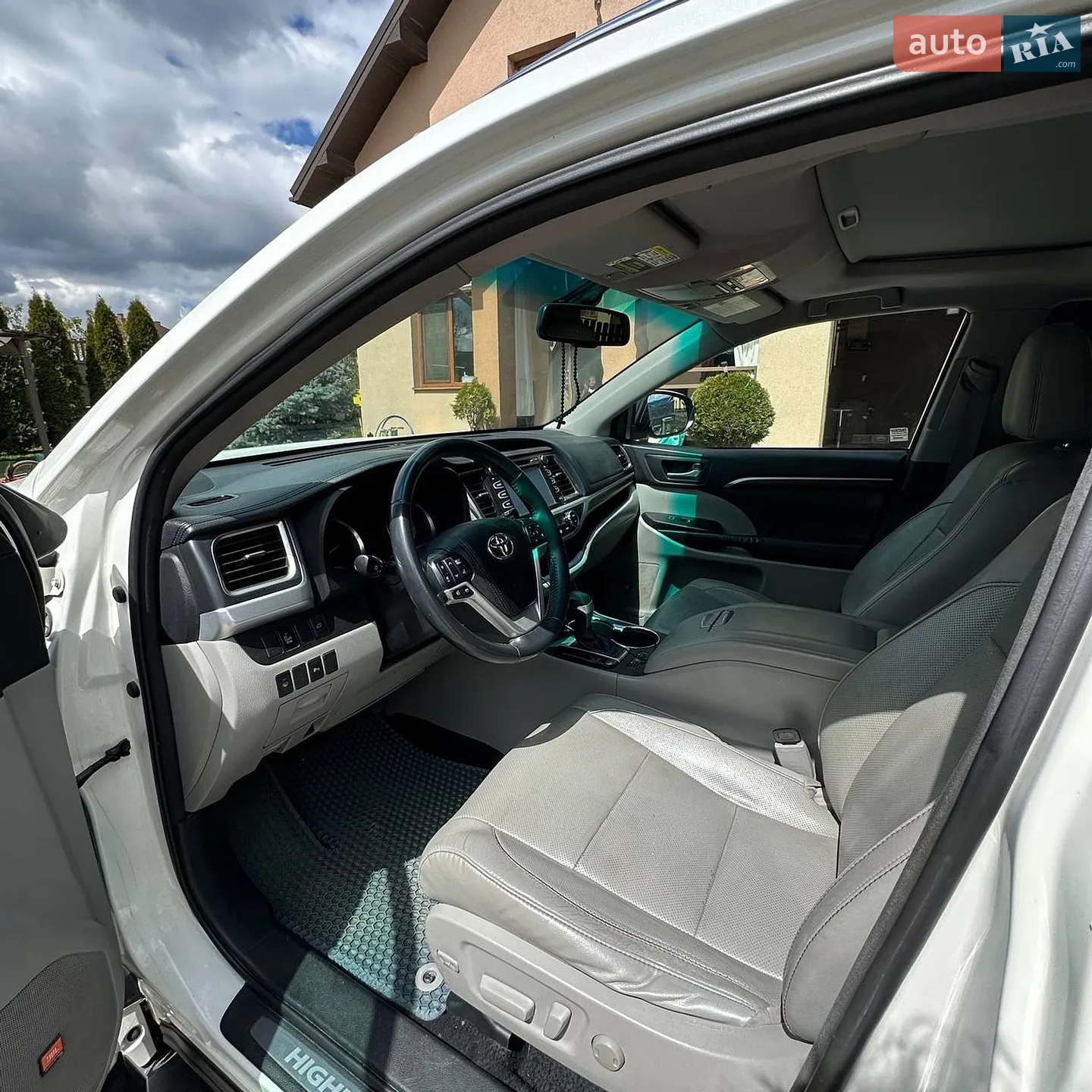 2016 Toyota Highlander - мініатюра 3