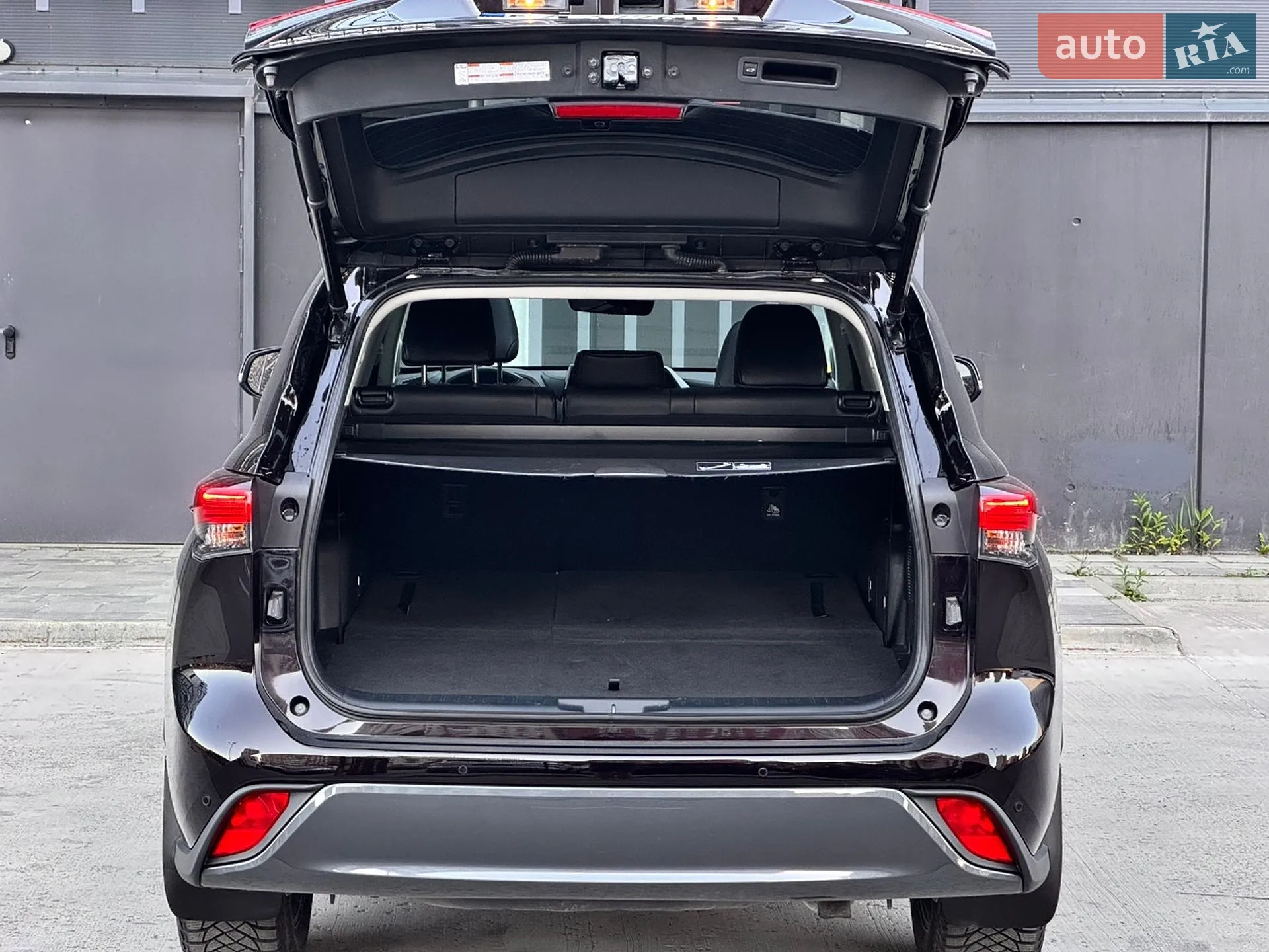2022 Toyota Highlander - мініатюра 23