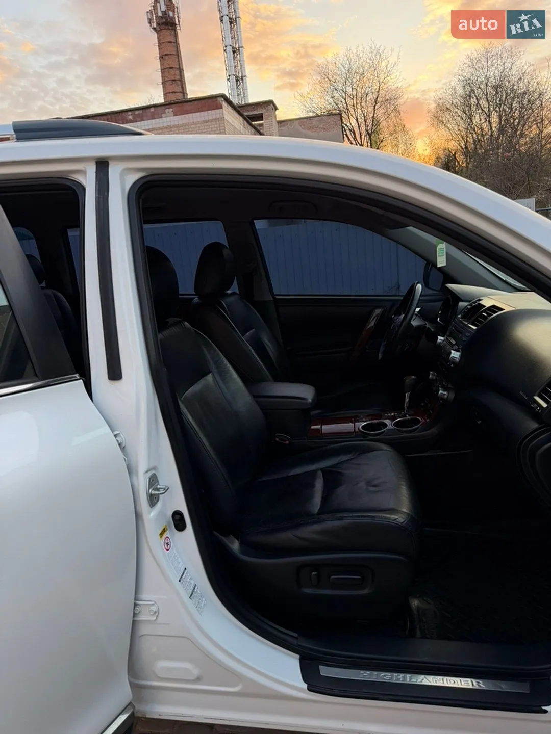 2011 Toyota Highlander - мініатюра 25