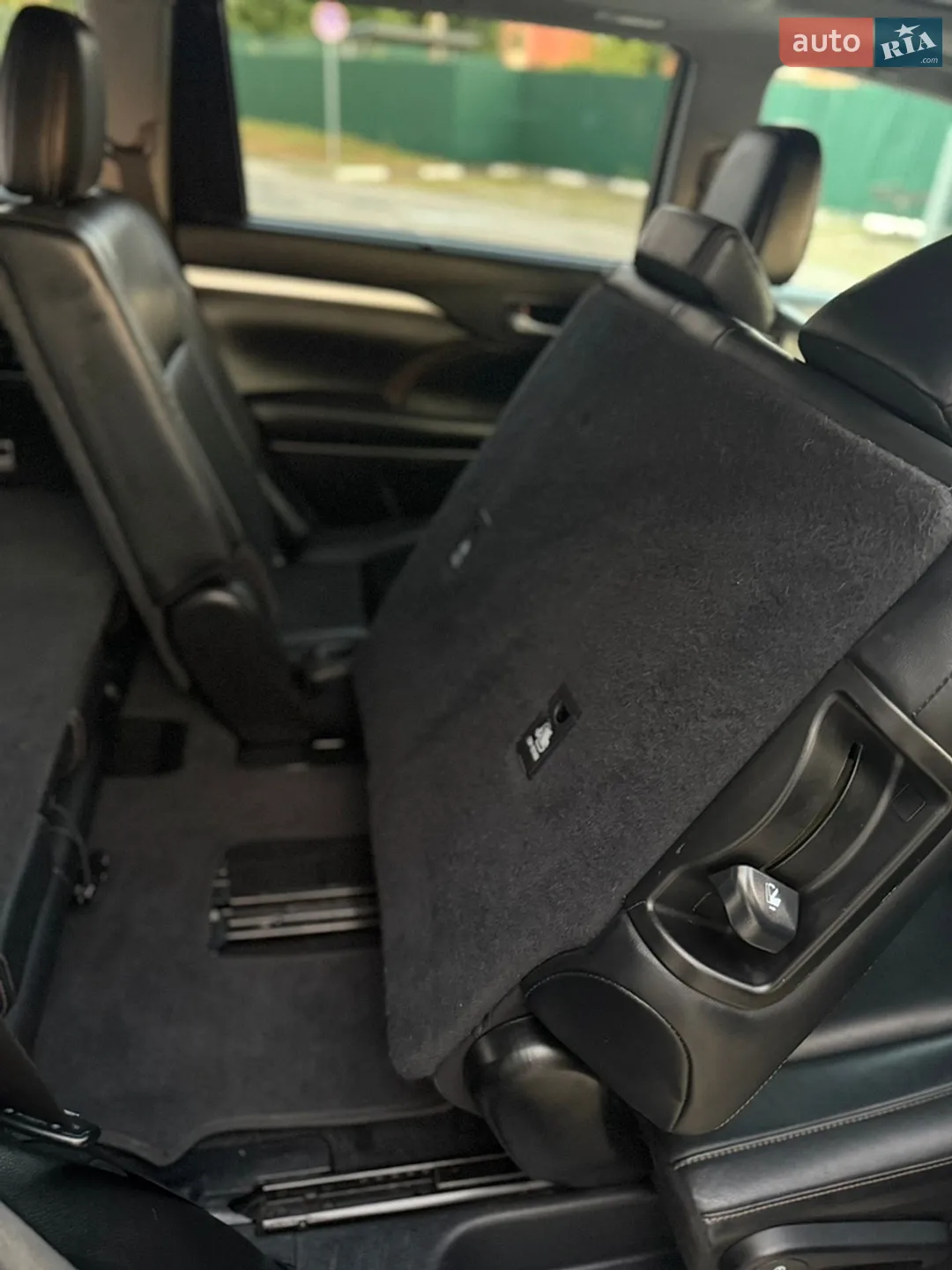 2017 Toyota Highlander - мініатюра 15