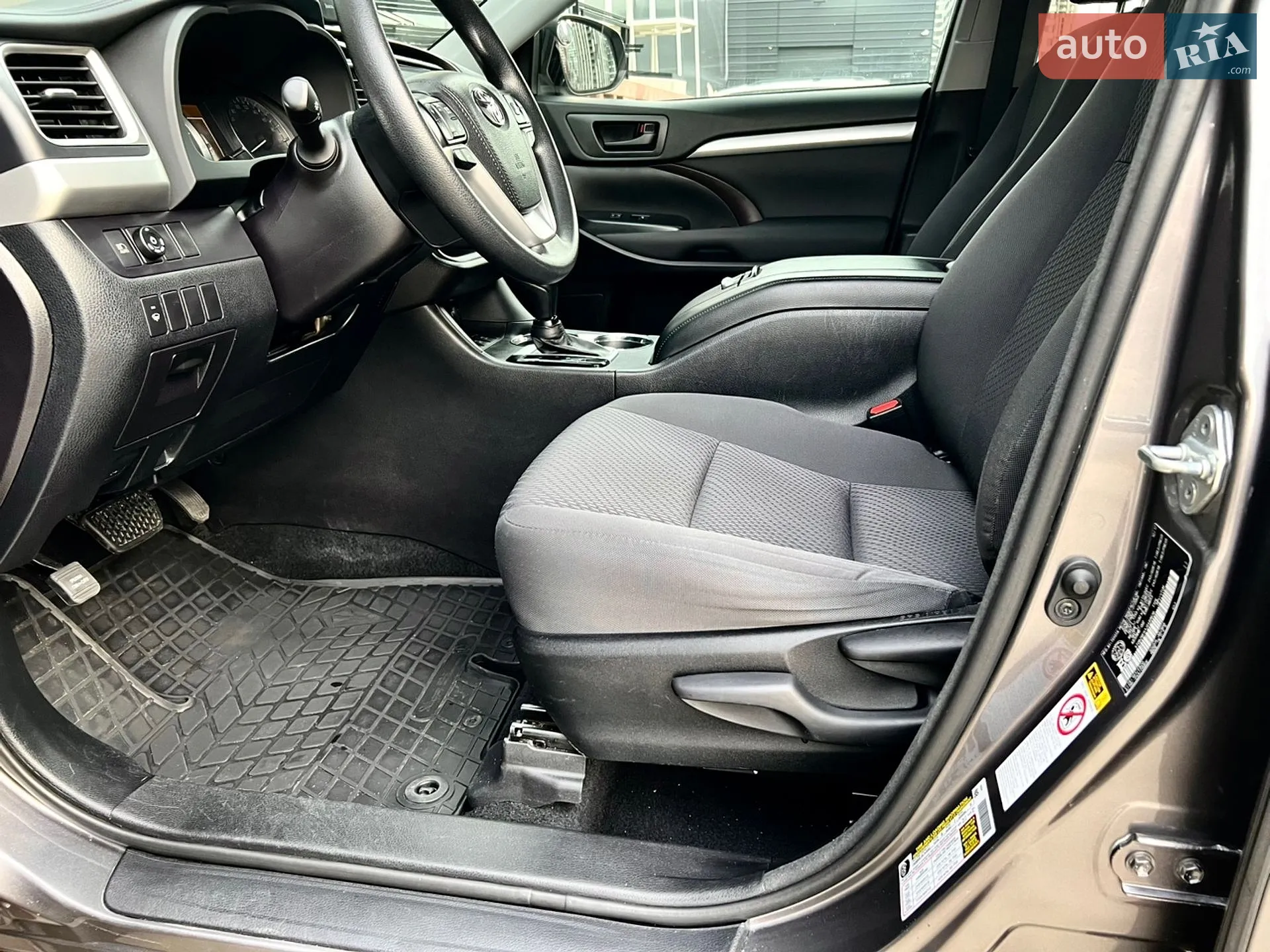 2017 Toyota Highlander - мініатюра 15