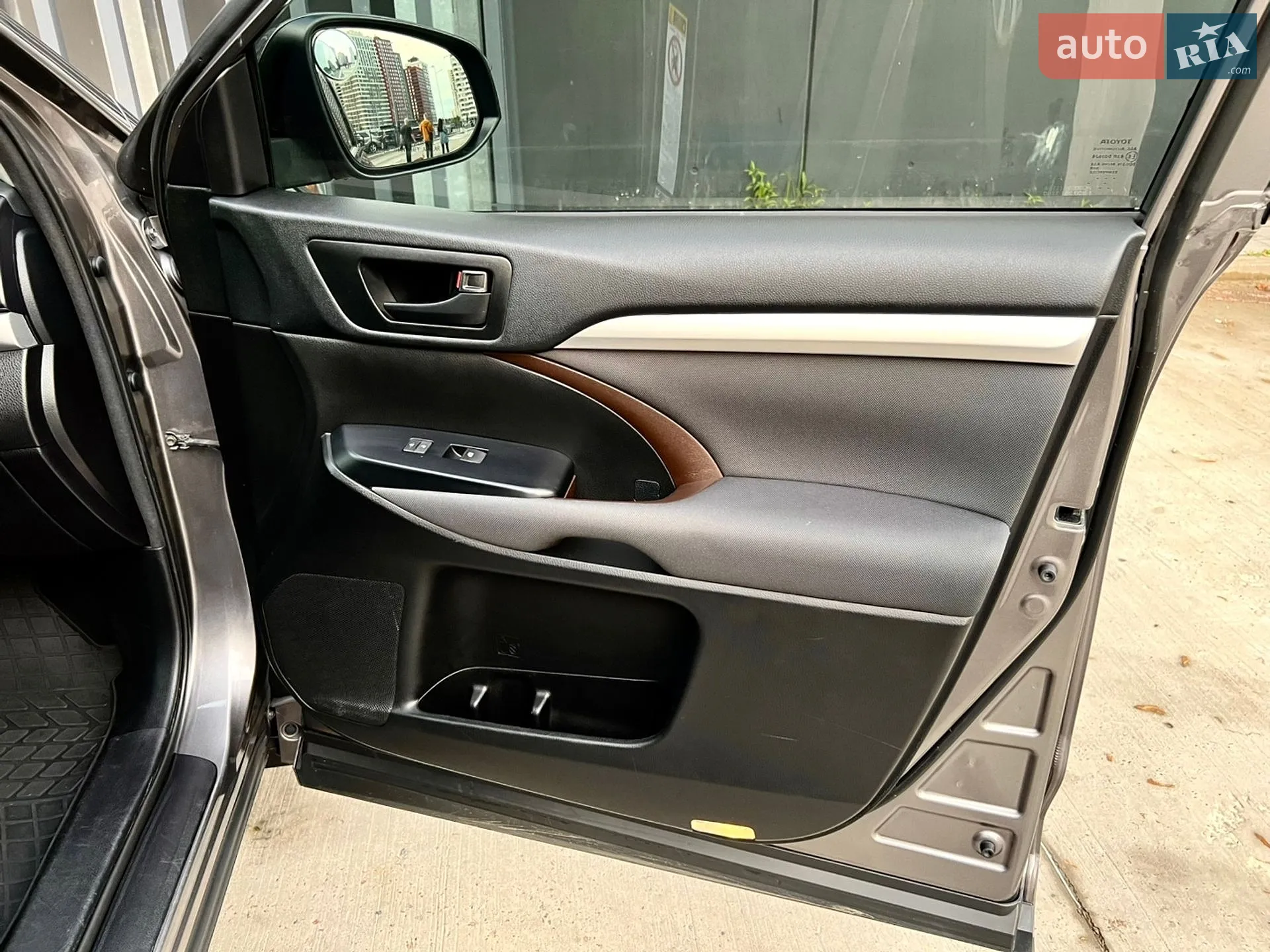 2017 Toyota Highlander - мініатюра 28