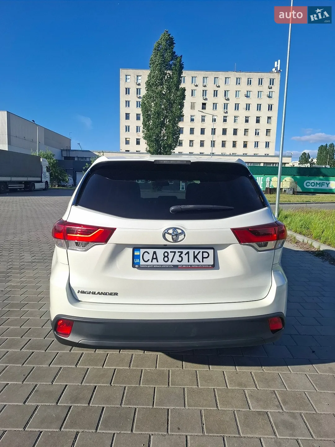 2017 Toyota Highlander - мініатюра 6
