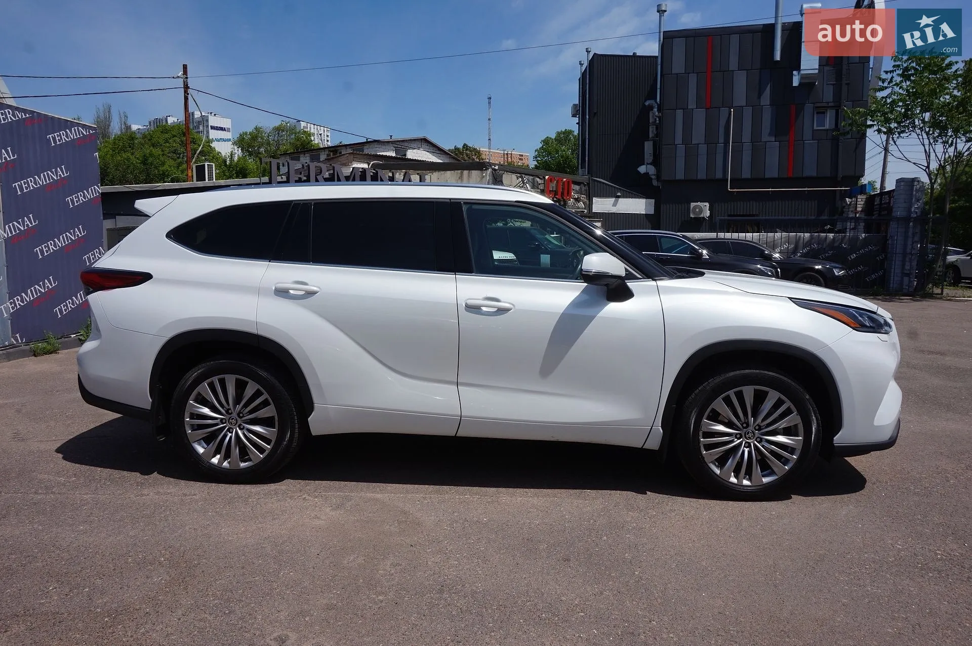 2022 Toyota Highlander - мініатюра 5