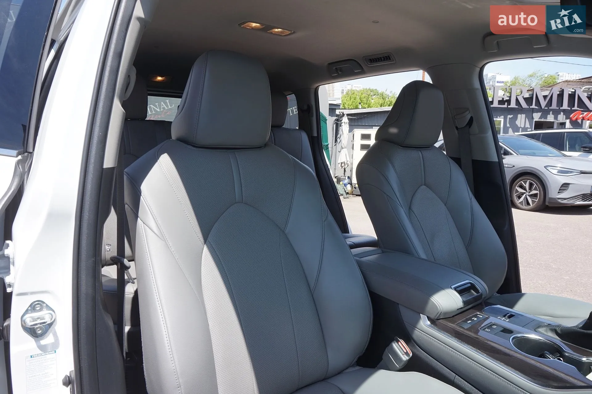 2022 Toyota Highlander - мініатюра 37
