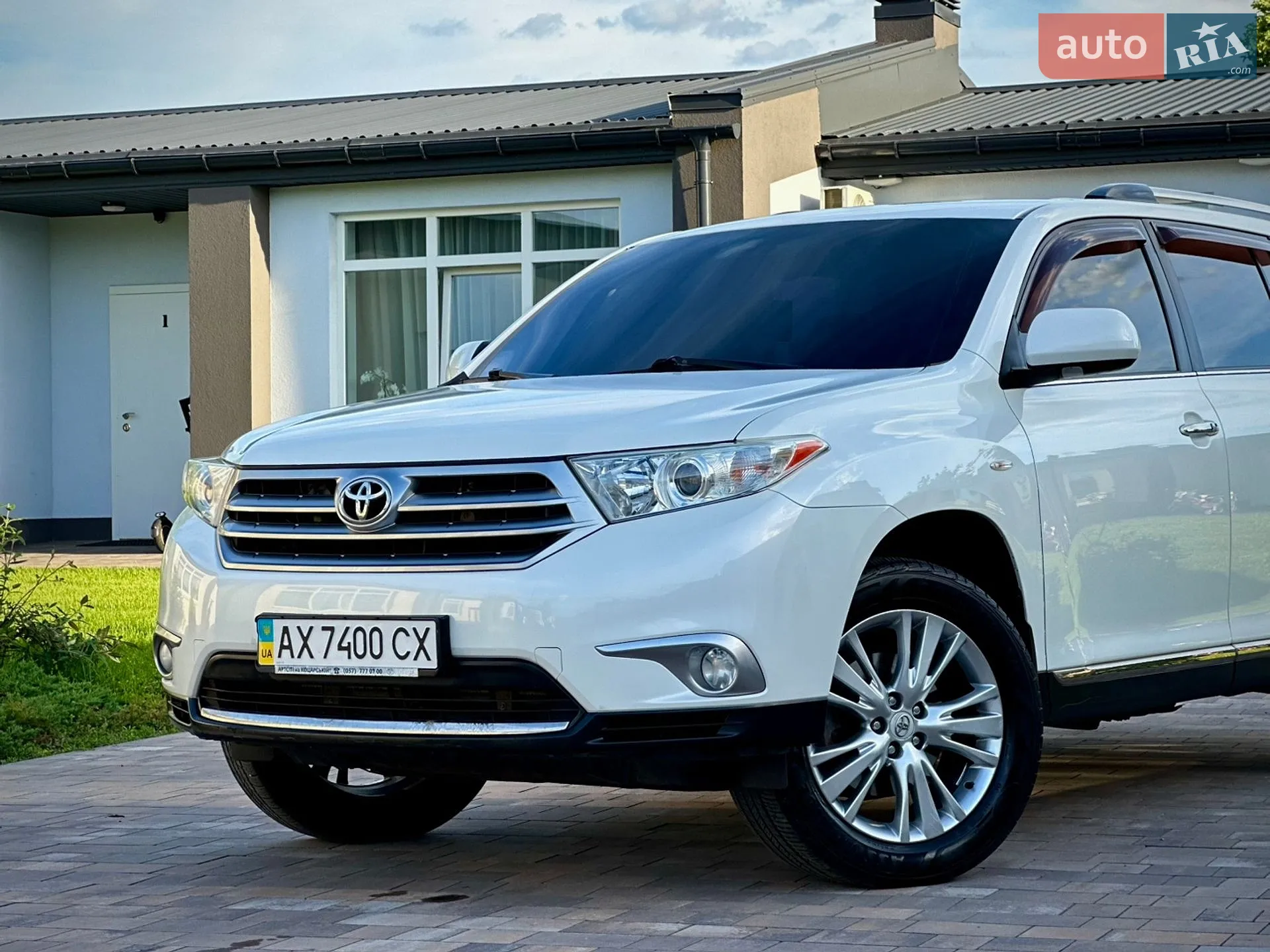 2012 Toyota Highlander - мініатюра 2