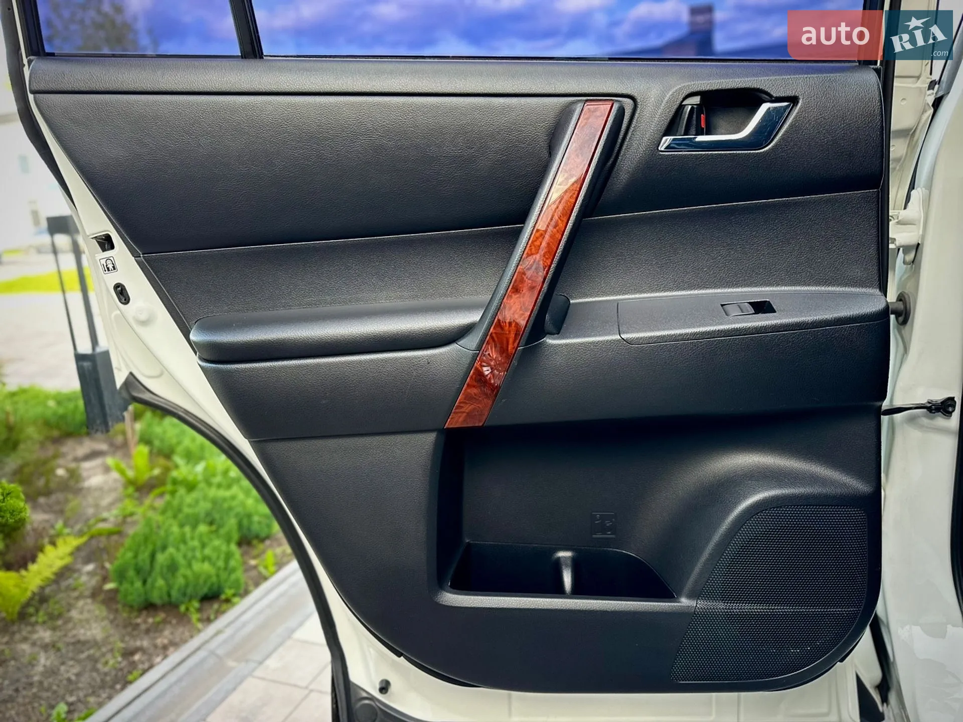 2012 Toyota Highlander - мініатюра 21