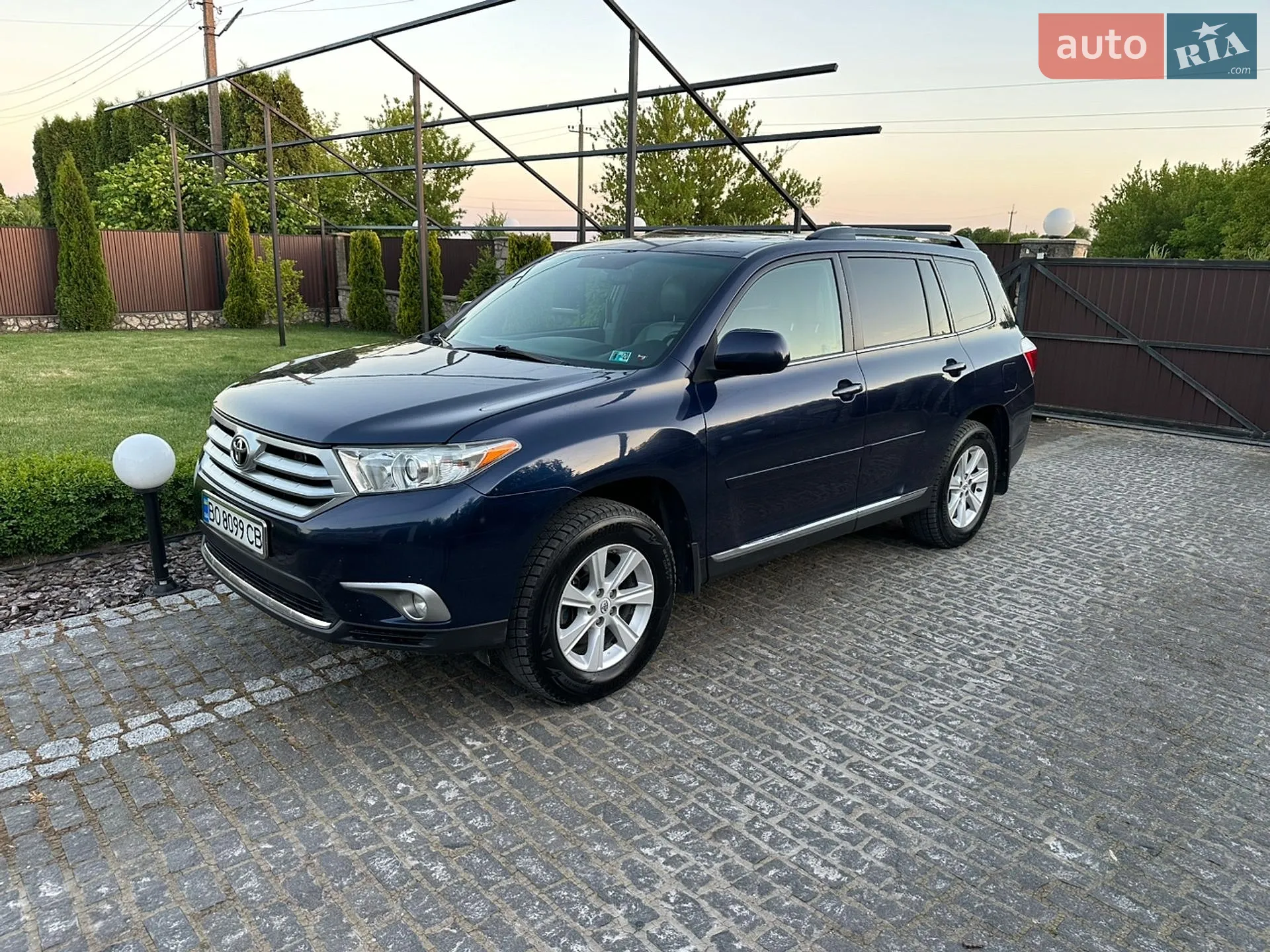 2010 Toyota Highlander - мініатюра 2