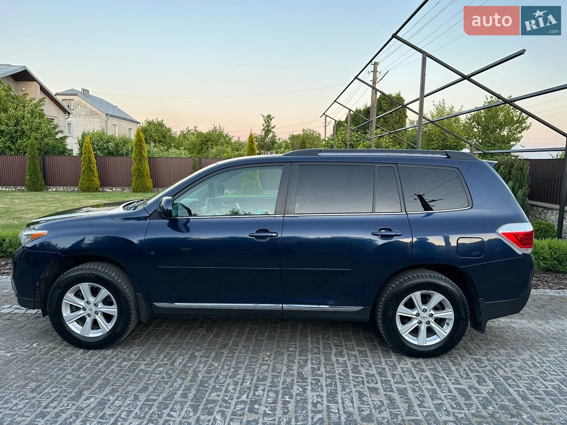 2010 Toyota Highlander - мініатюра 3