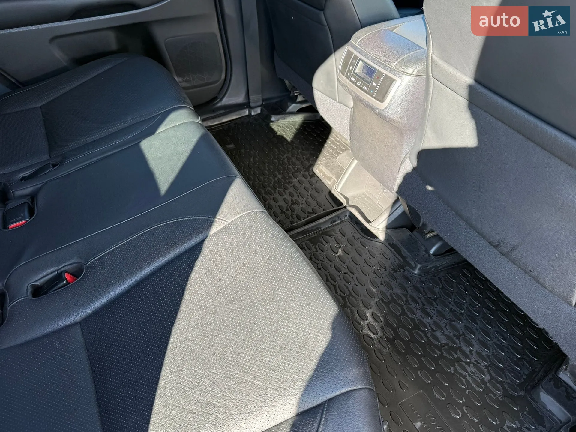 2014 Toyota Highlander - мініатюра 32