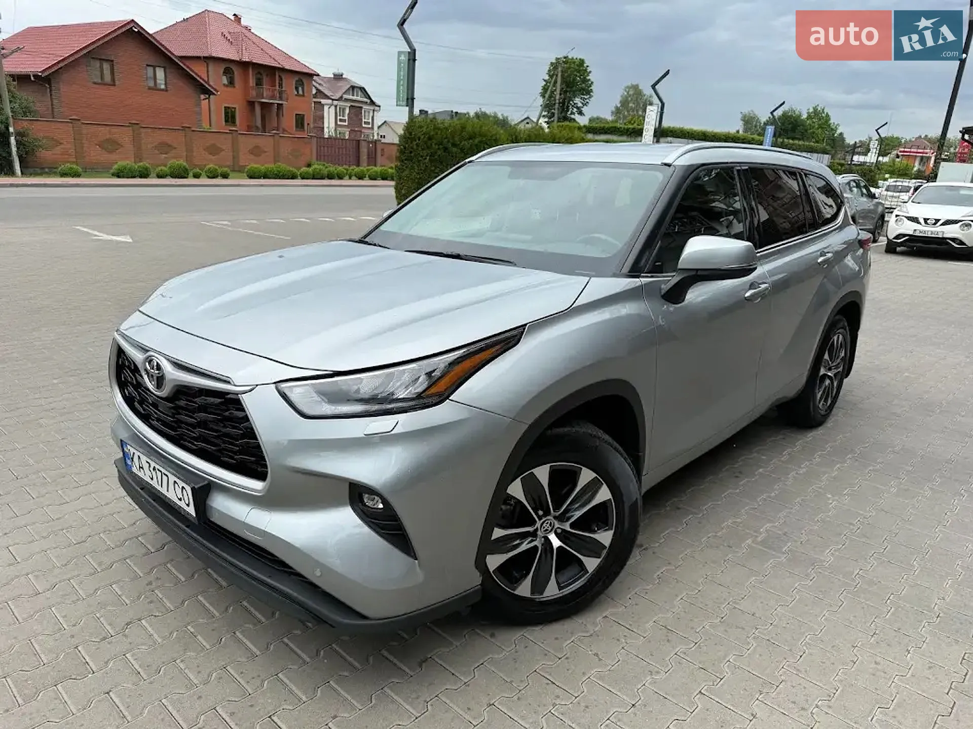 2020 Toyota Highlander - фото 1