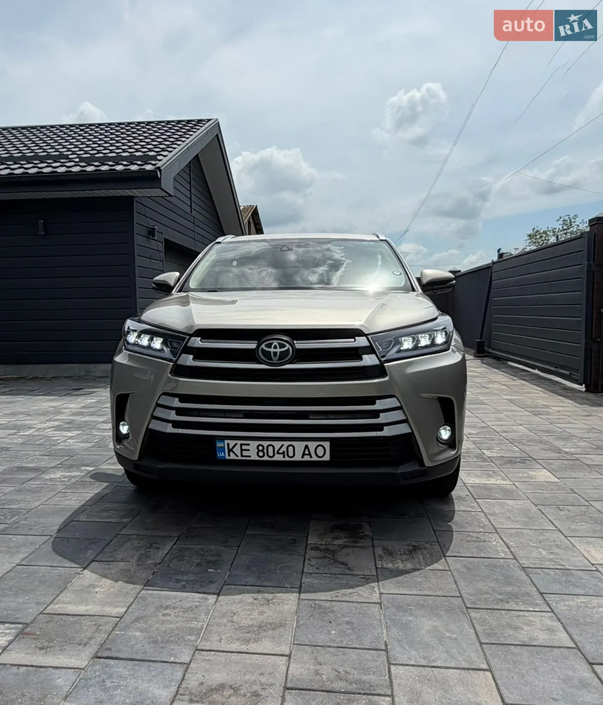 2015 Toyota Highlander - фото 1