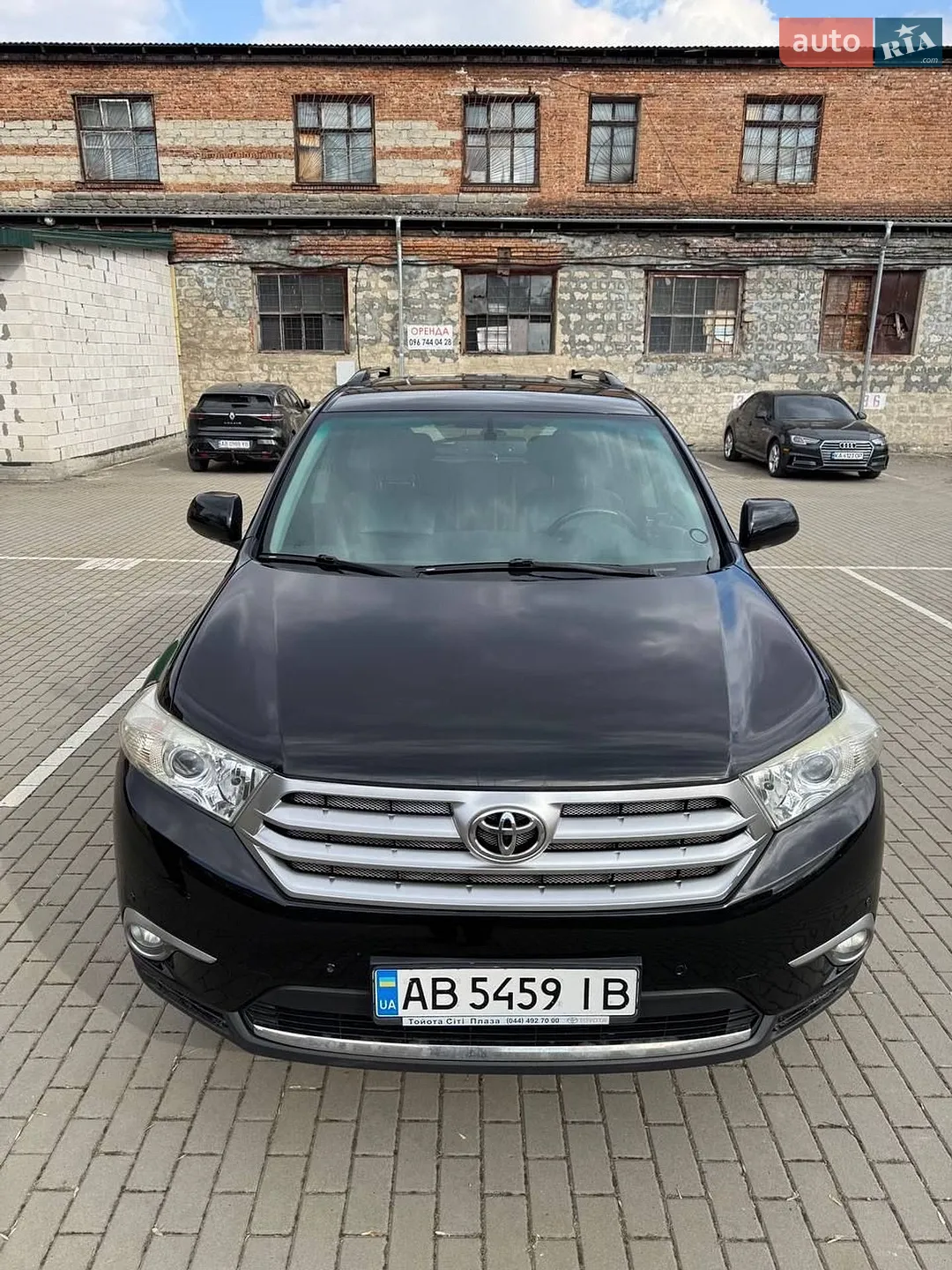 2011 Toyota Highlander - мініатюра 2