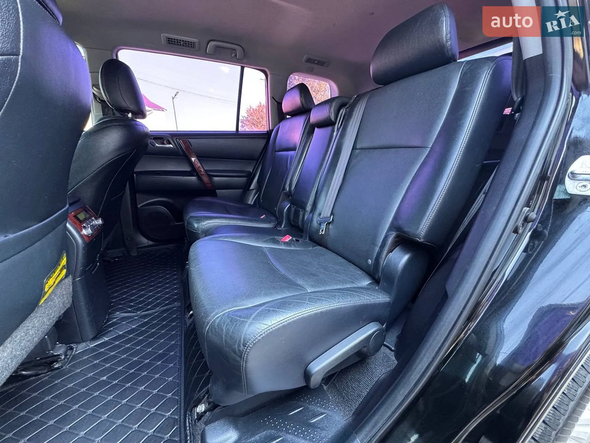2010 Toyota Highlander - мініатюра 30