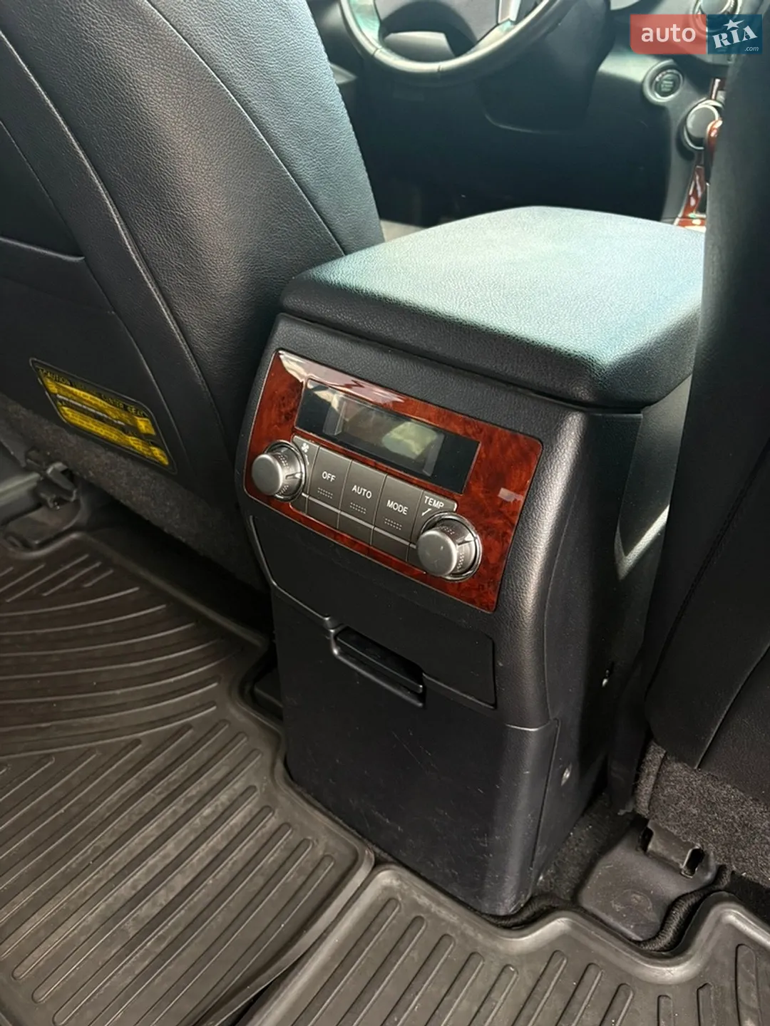 2011 Toyota Highlander - мініатюра 11