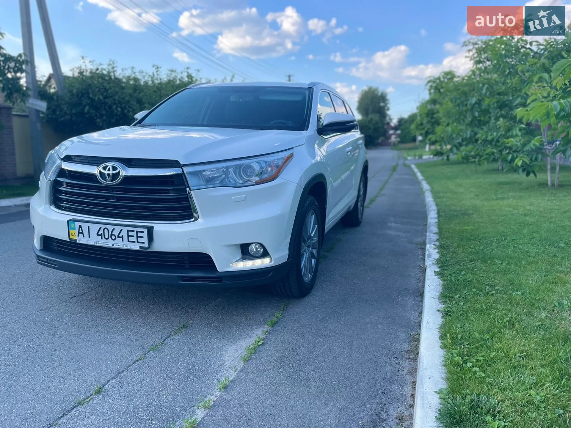 2014 Toyota Highlander - фото 1