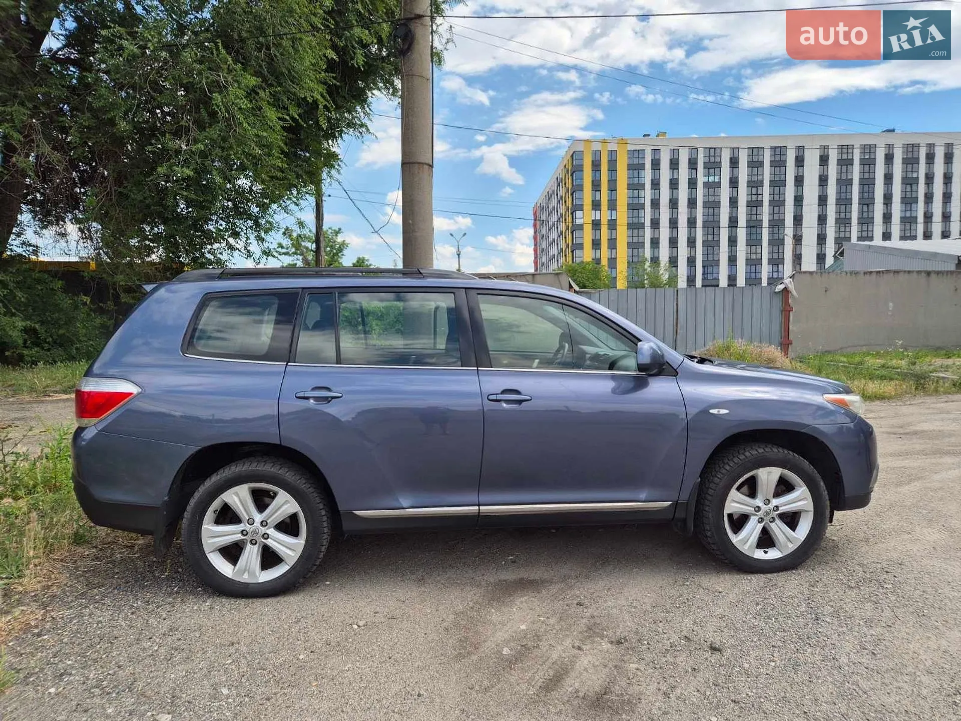 2011 Toyota Highlander - мініатюра 2
