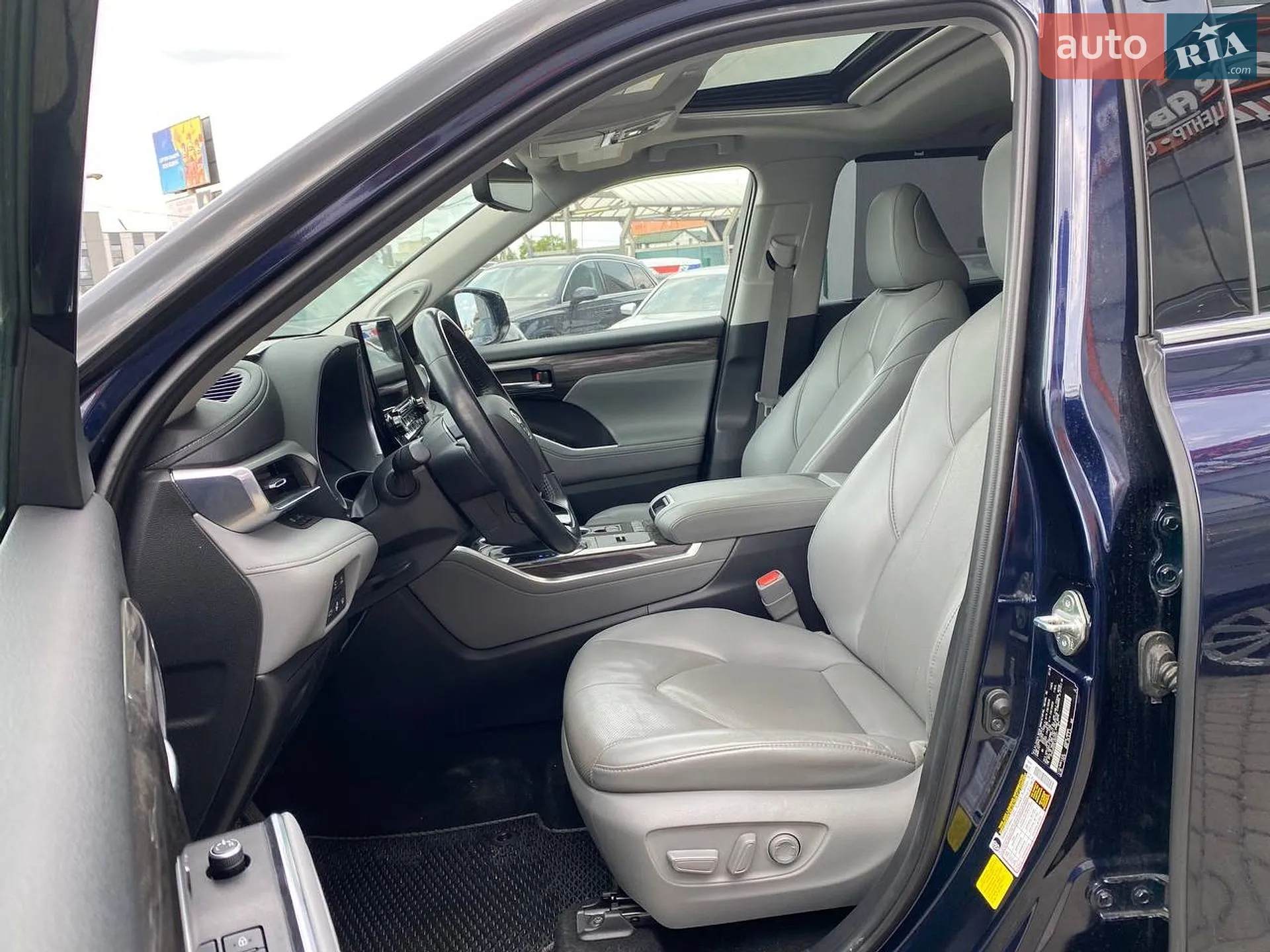 2020 Toyota Highlander - мініатюра 19