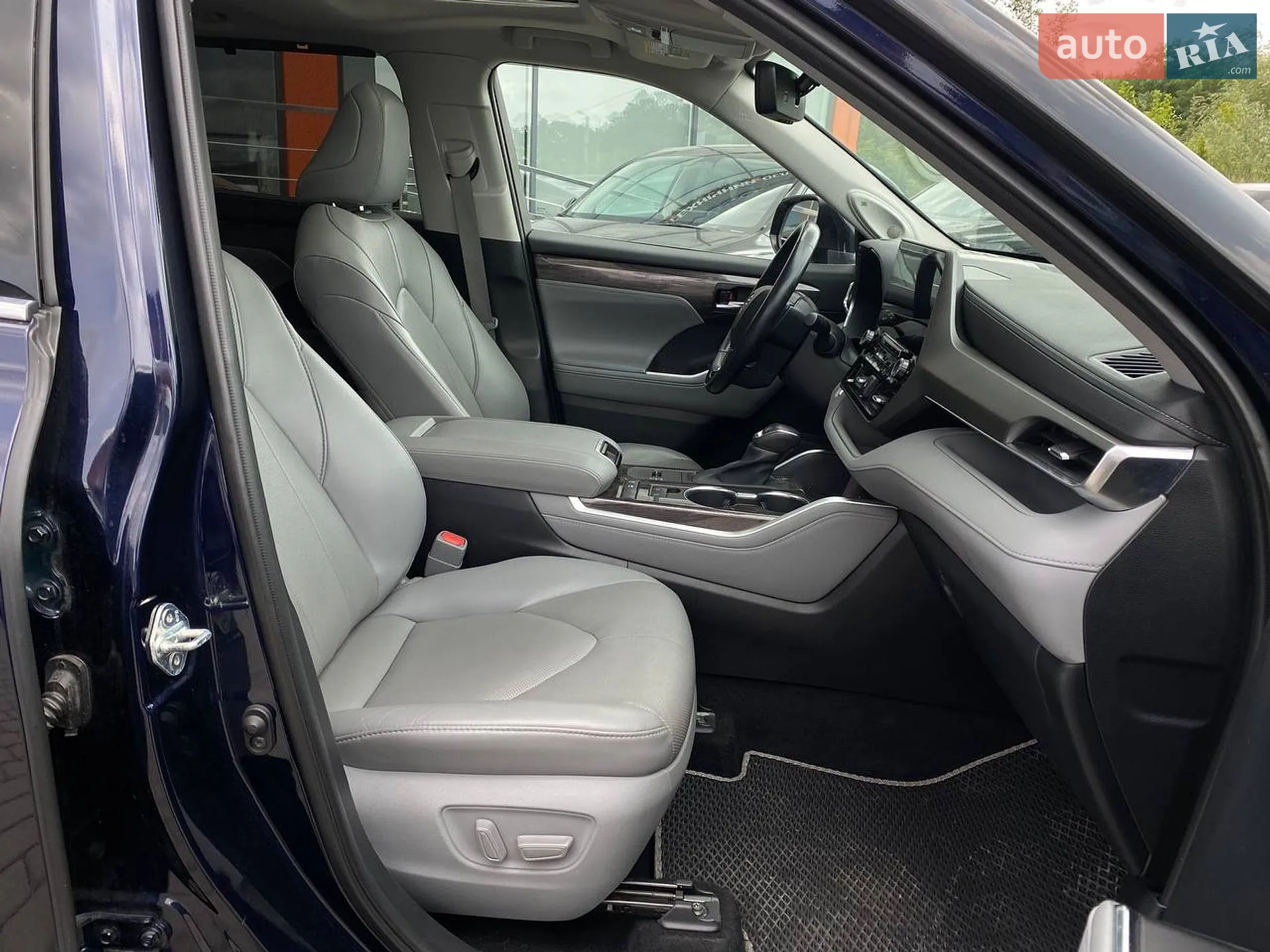 2020 Toyota Highlander - мініатюра 26