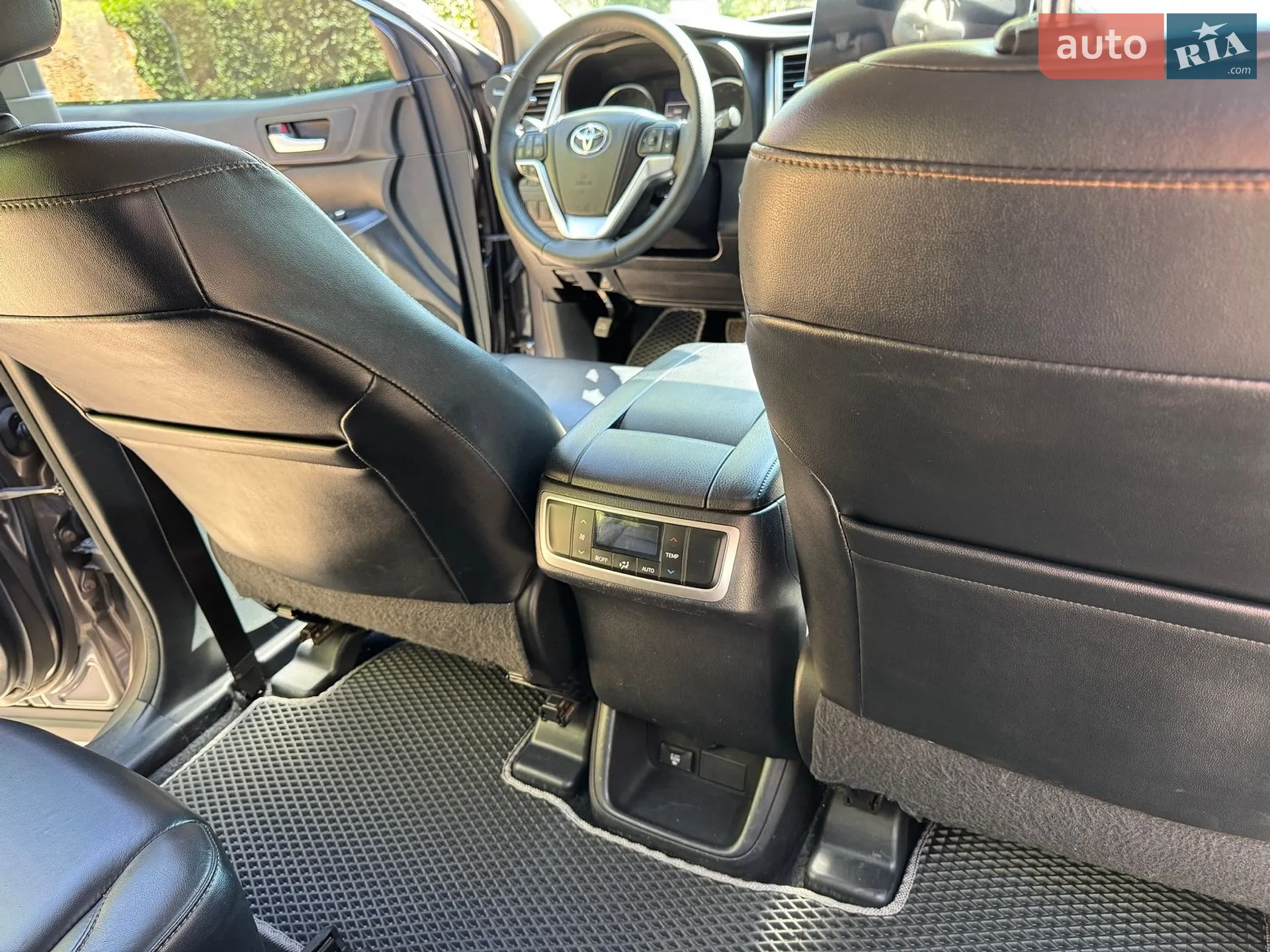 2014 Toyota Highlander - мініатюра 14