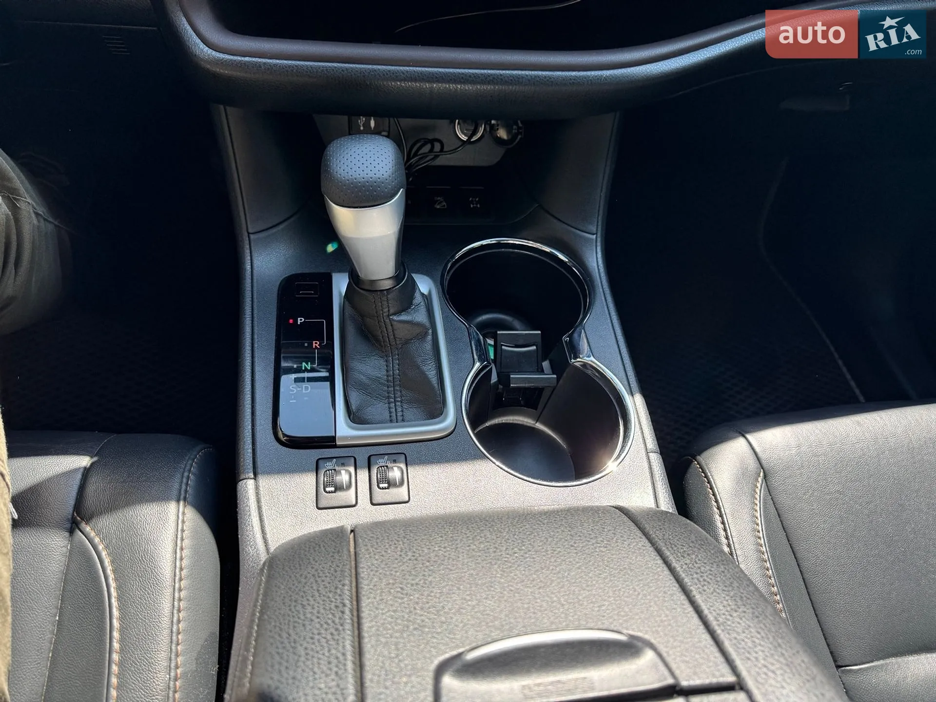 2014 Toyota Highlander - мініатюра 20