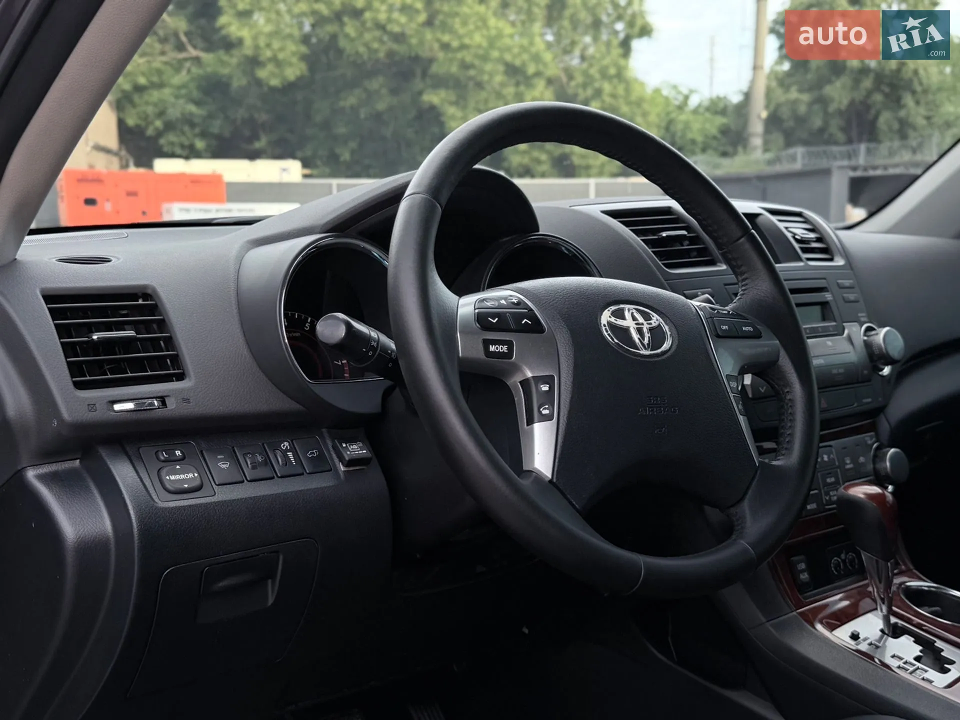 2011 Toyota Highlander - мініатюра 30