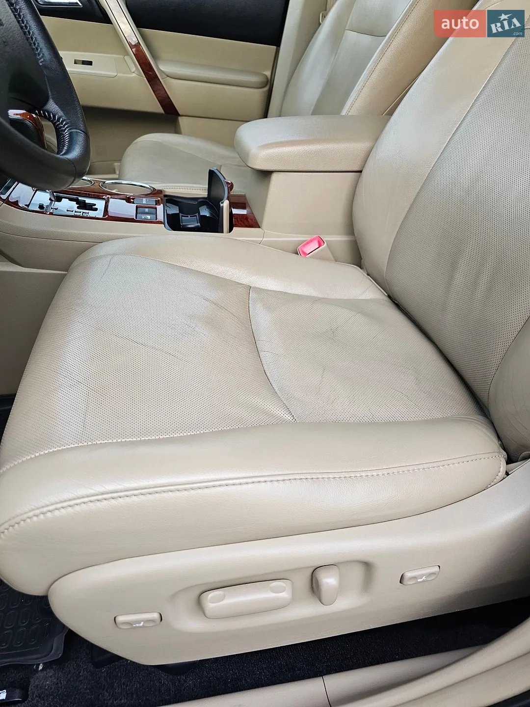 2011 Toyota Highlander - мініатюра 25