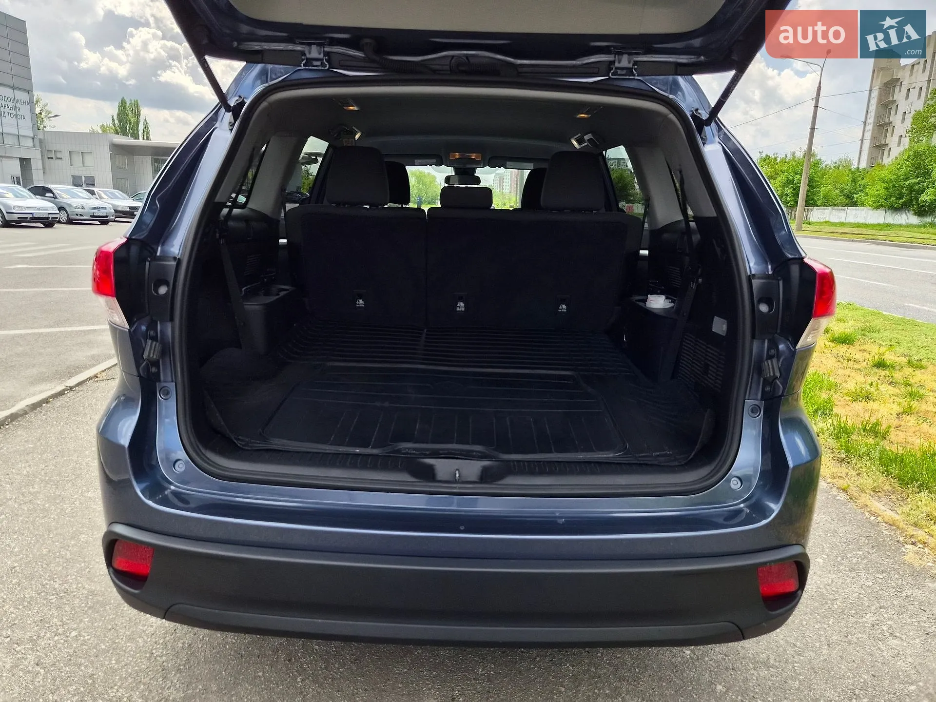 2019 Toyota Highlander - мініатюра 17