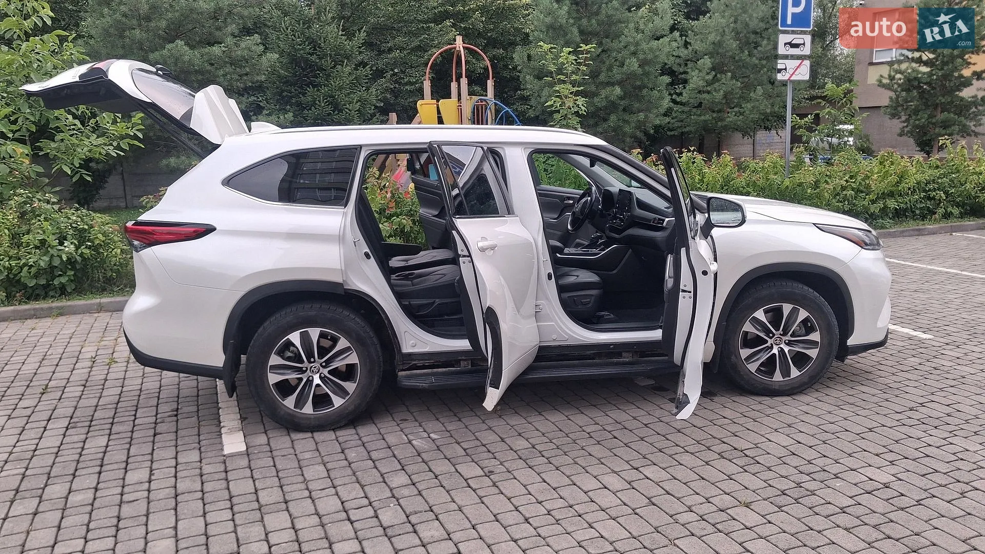 2020 Toyota Highlander - мініатюра 25