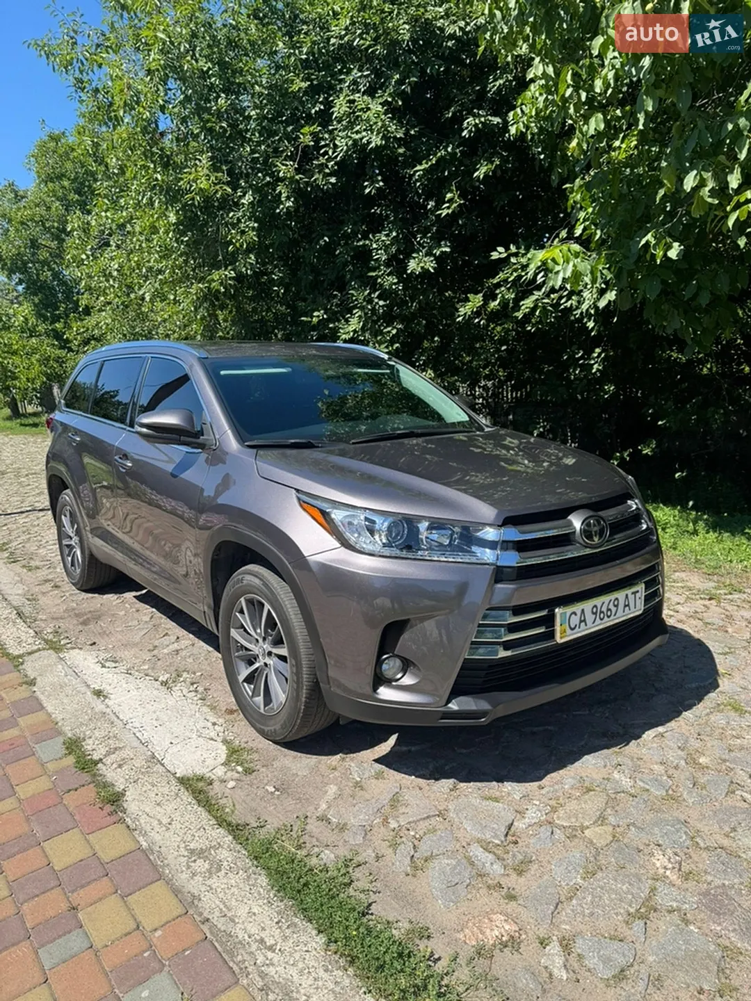 2019 Toyota Highlander - мініатюра 2