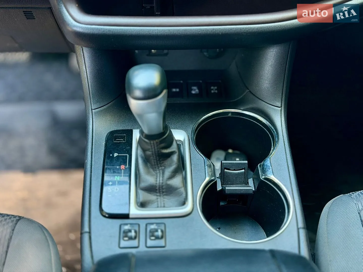2016 Toyota Highlander - мініатюра 17