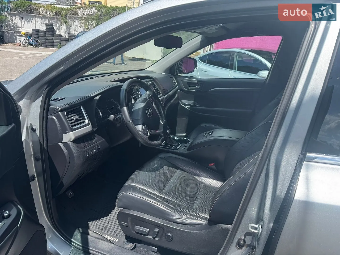 2017 Toyota Highlander - мініатюра 9