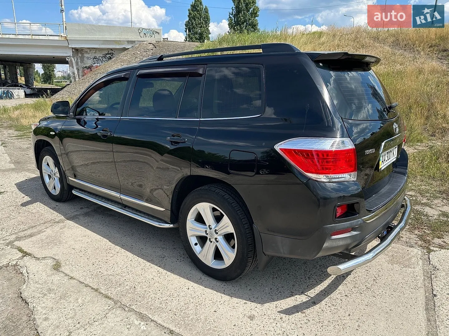 2011 Toyota Highlander - фото 1