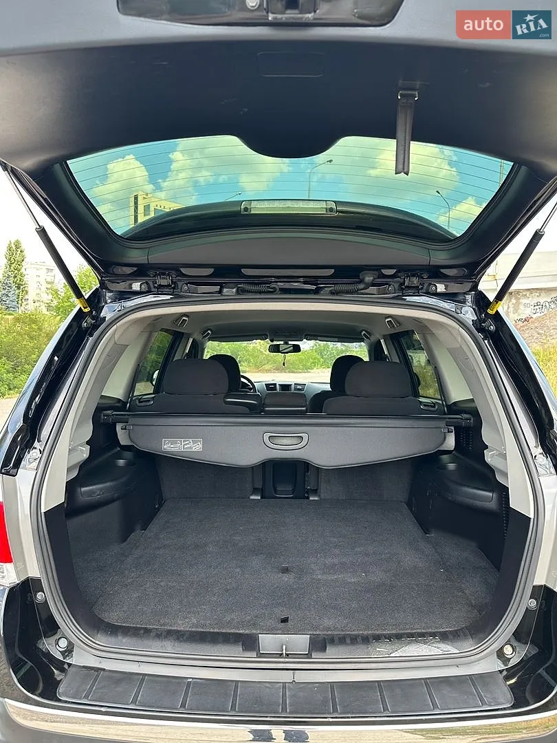 2011 Toyota Highlander - мініатюра 18