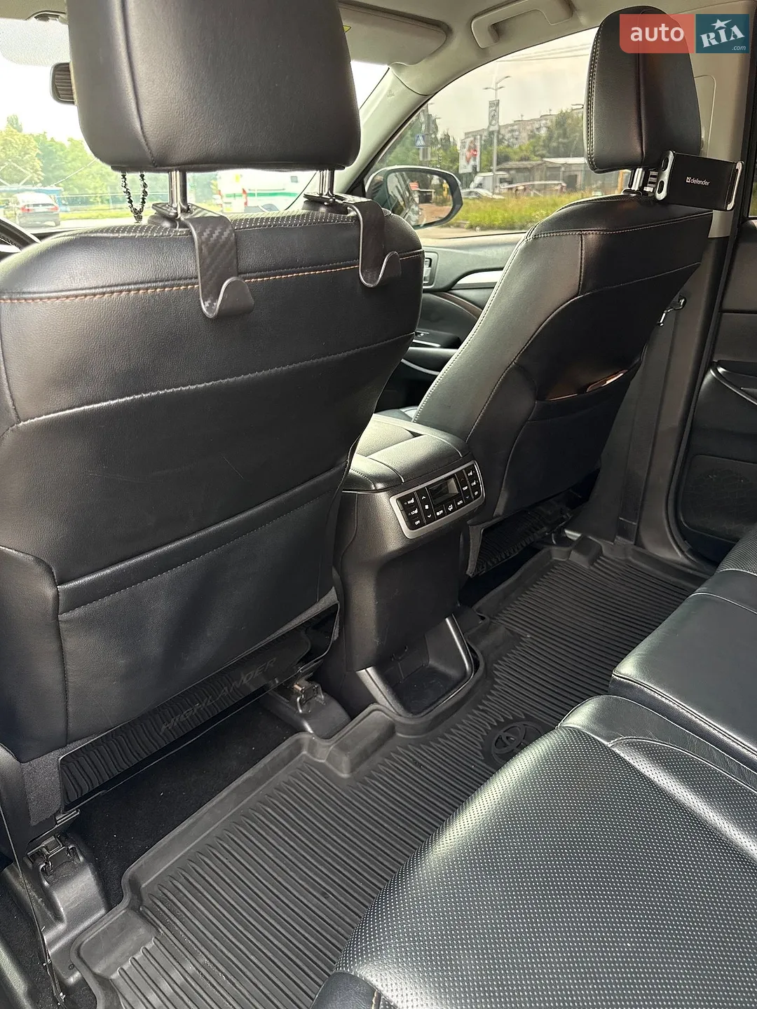 2017 Toyota Highlander - мініатюра 13