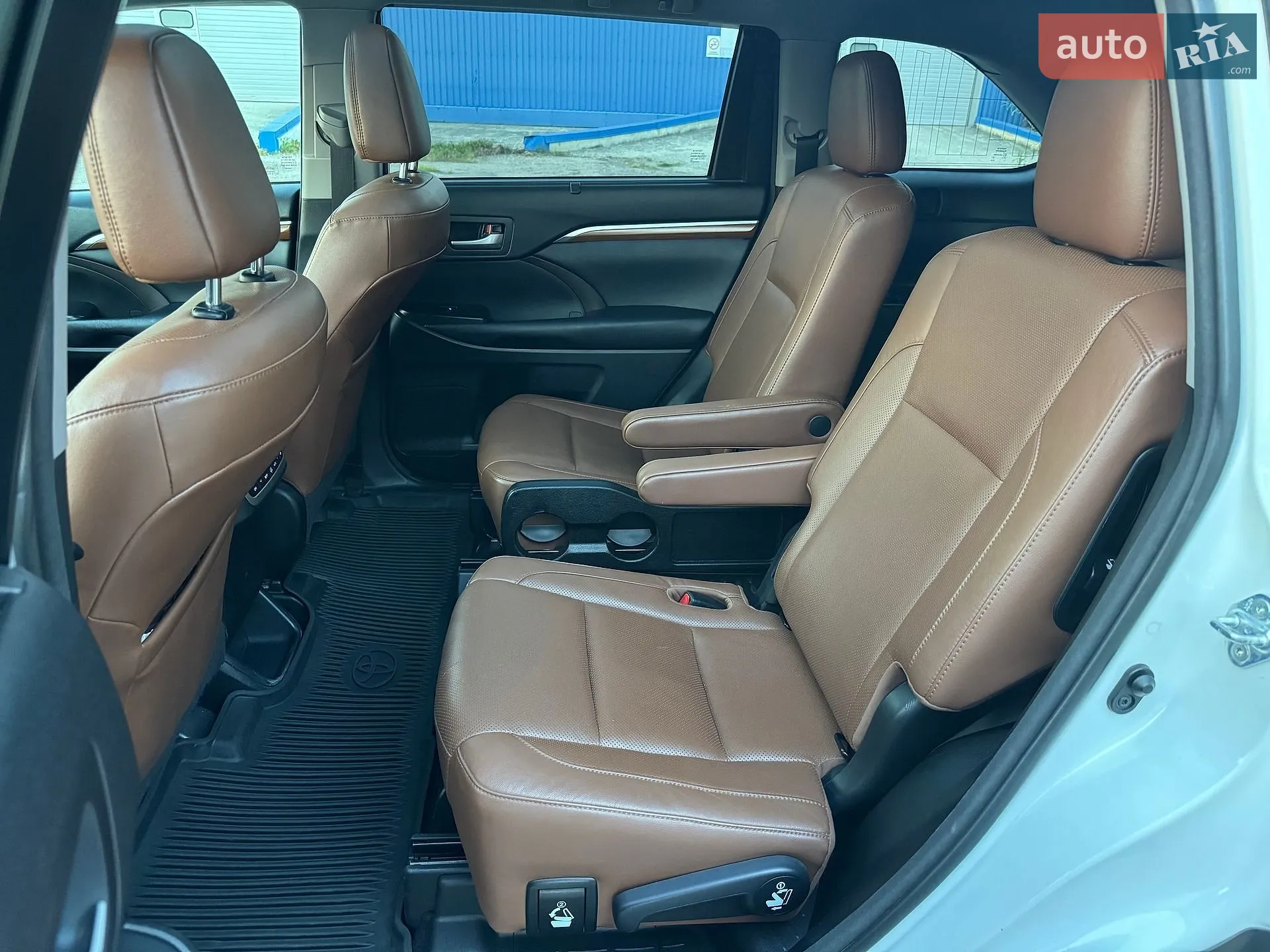 2017 Toyota Highlander - мініатюра 18