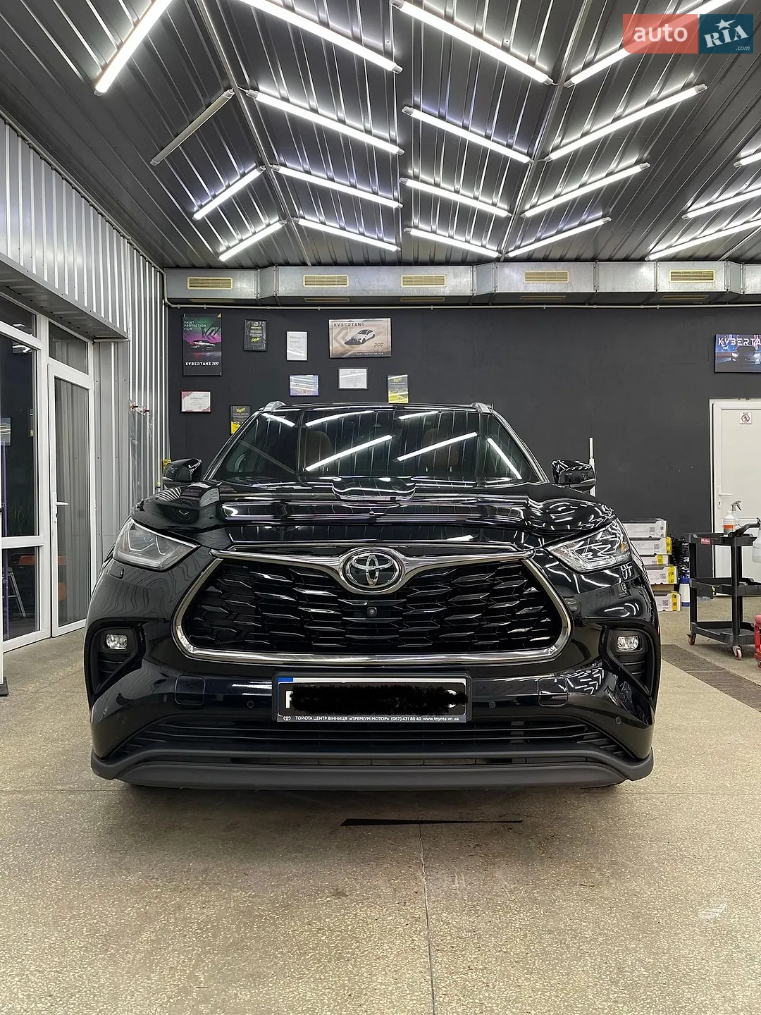 2021 Toyota Highlander - фото 1
