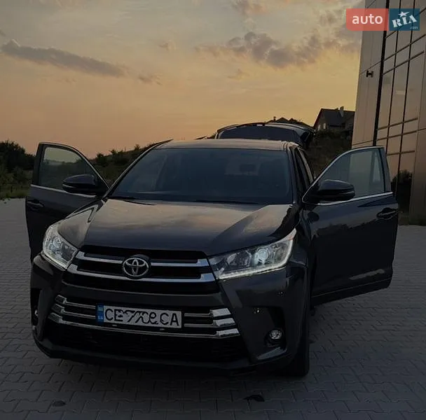 Toyota Highlander 2016