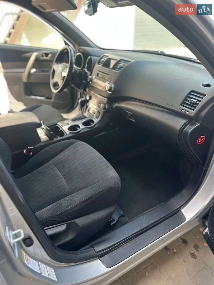 2011 Toyota Highlander - мініатюра 11