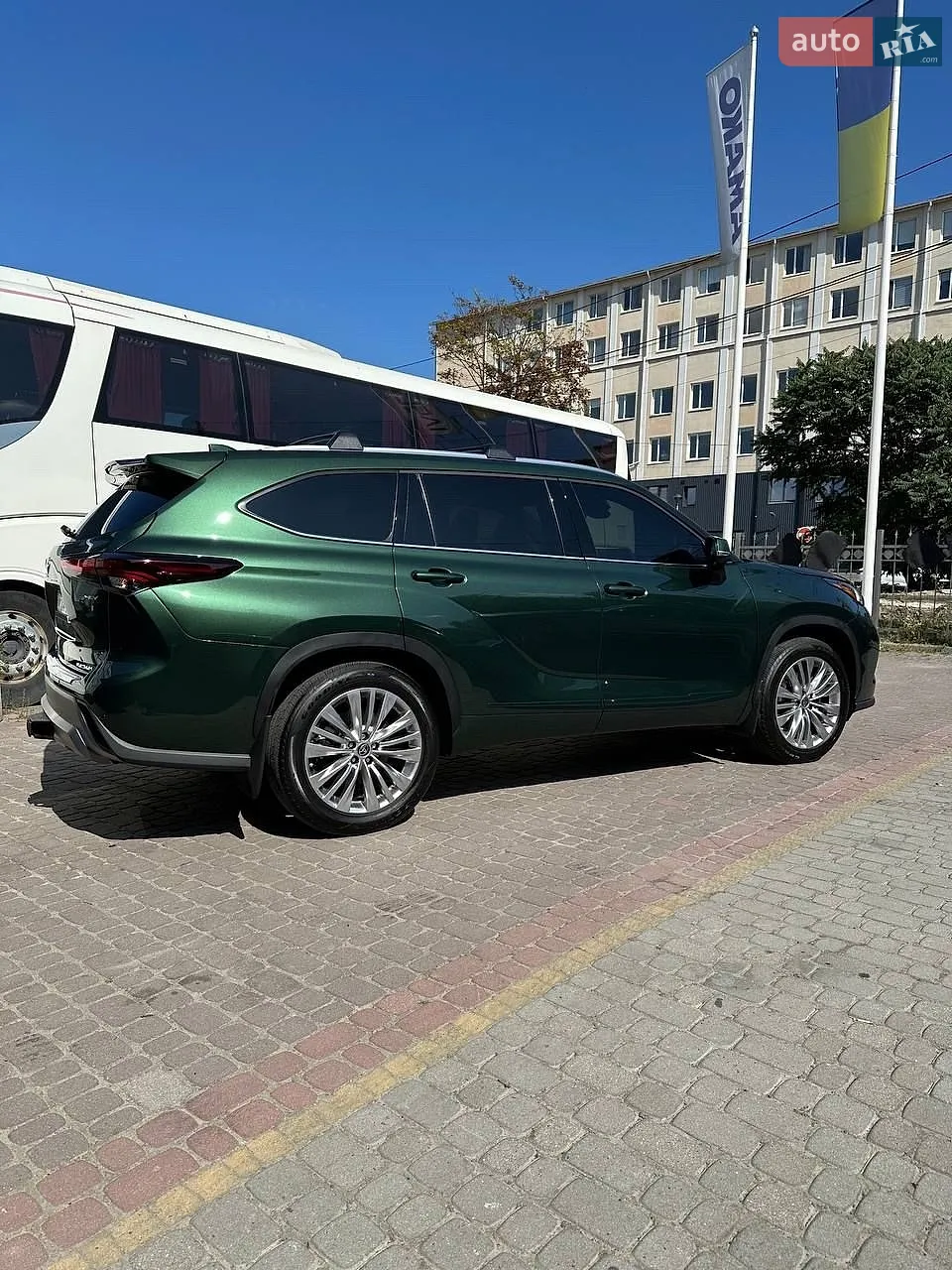 2025 Toyota Highlander - мініатюра 9