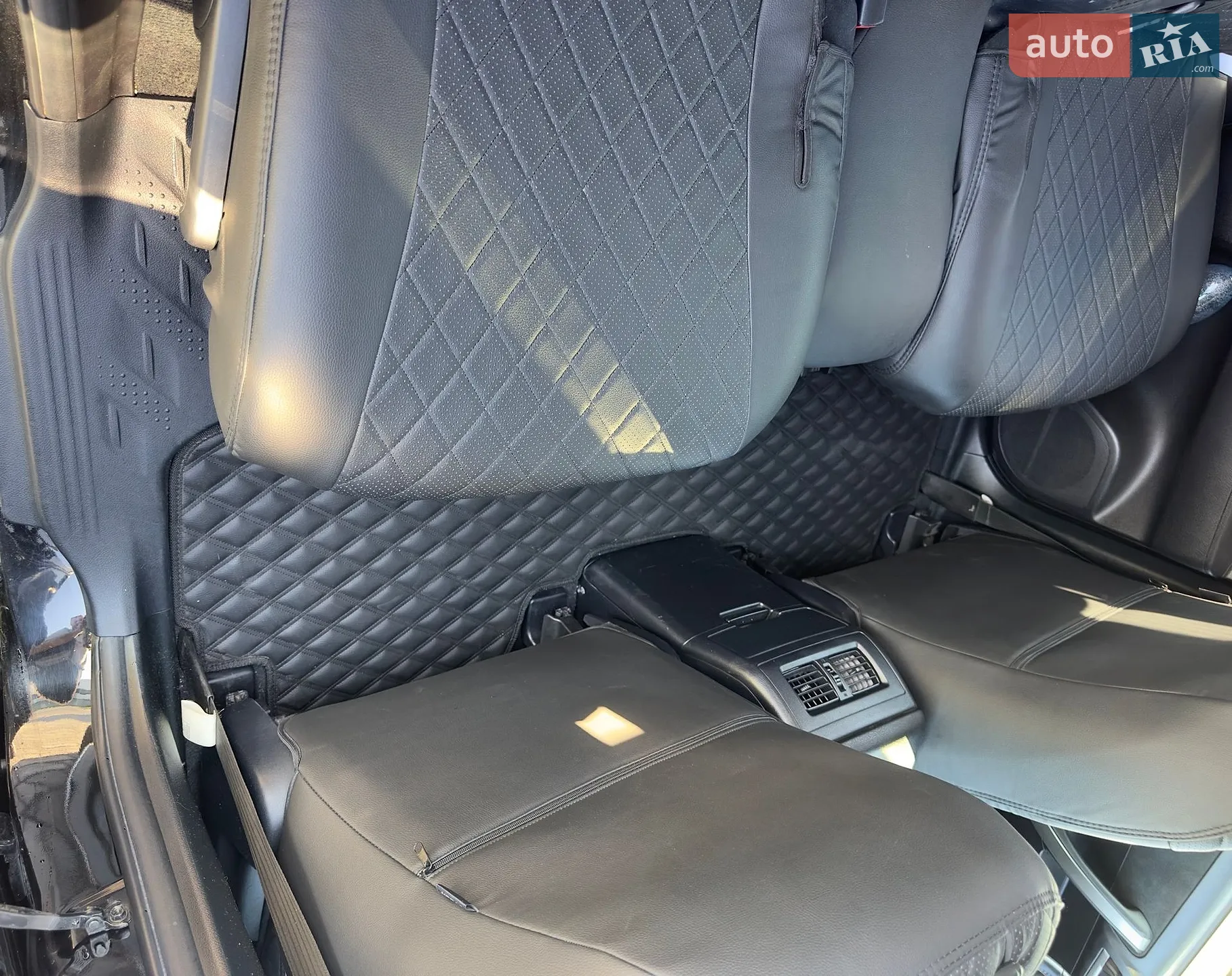 2012 Toyota Highlander - мініатюра 2