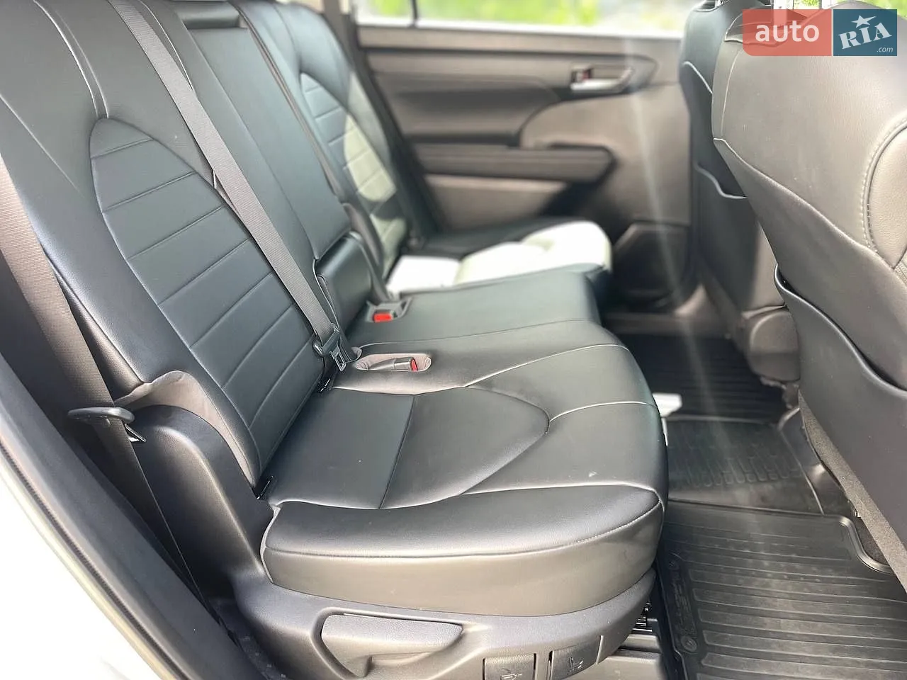 2020 Toyota Highlander - мініатюра 31