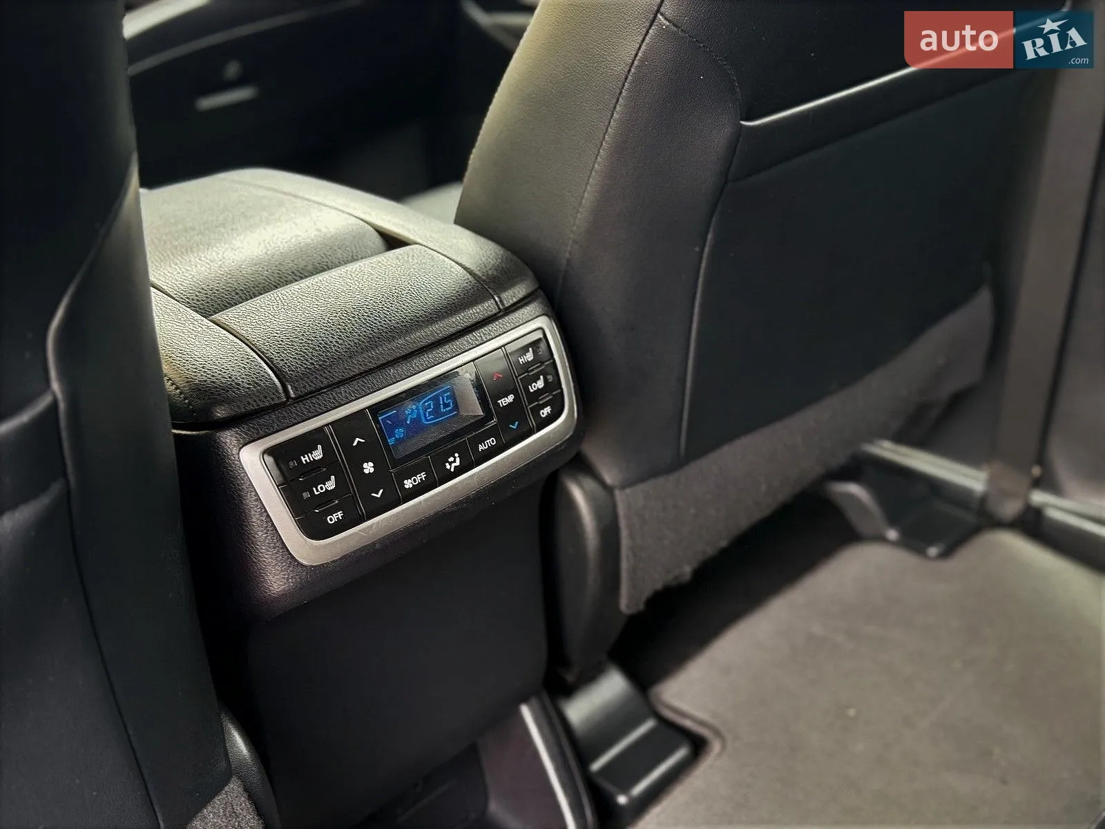 2015 Toyota Highlander - мініатюра 10