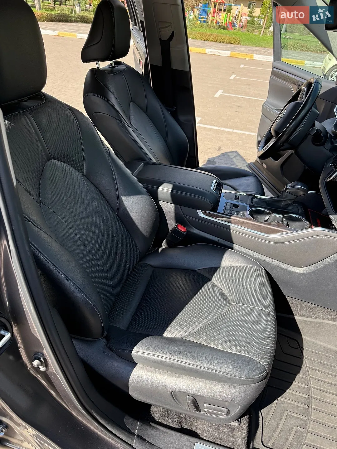 2023 Toyota Highlander - мініатюра 28