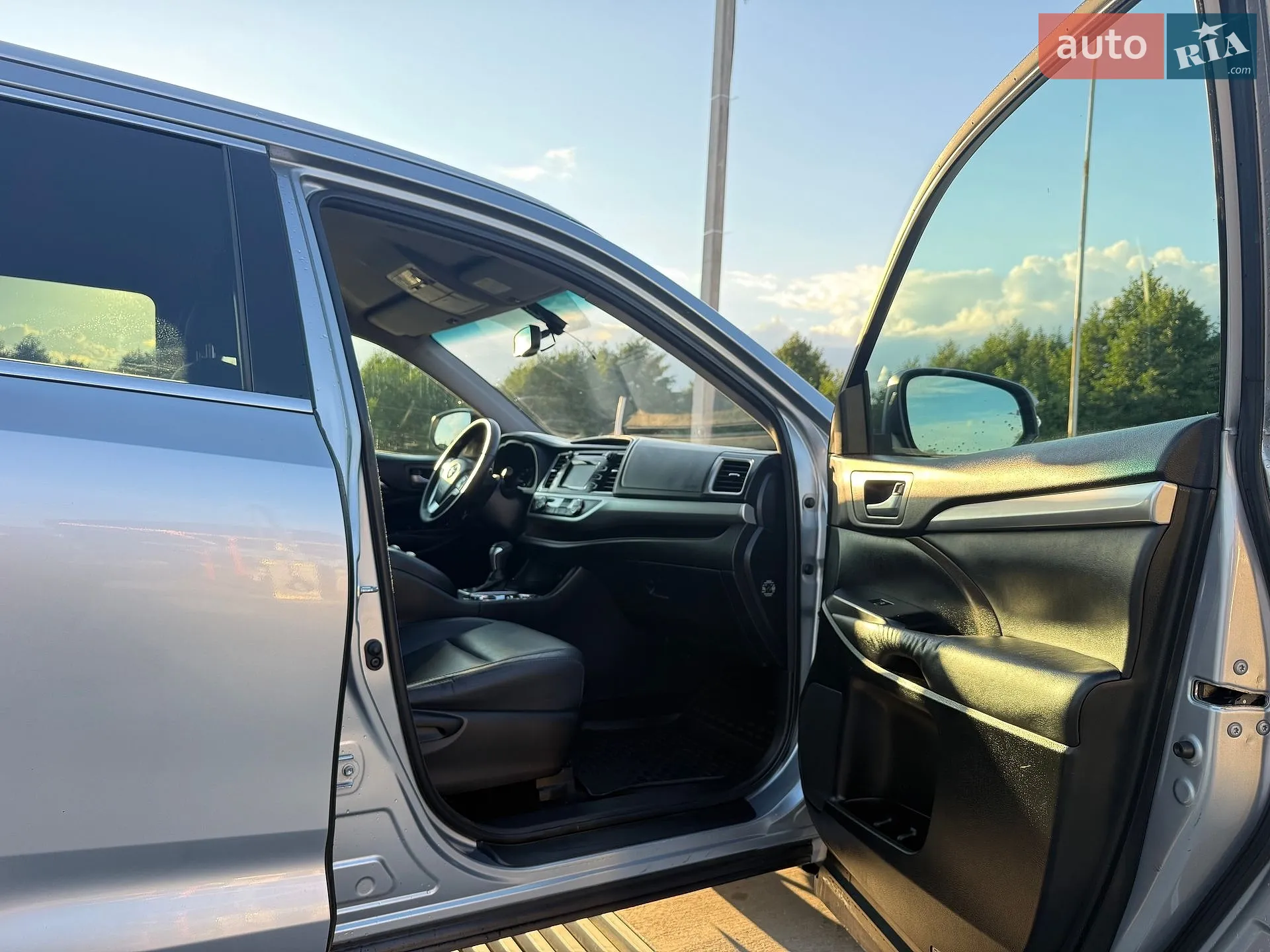 2014 Toyota Highlander - мініатюра 17