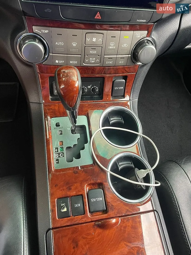 2011 Toyota Highlander - мініатюра 9