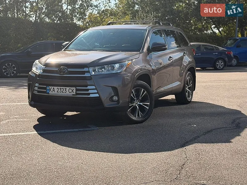 Toyota Highlander 2019