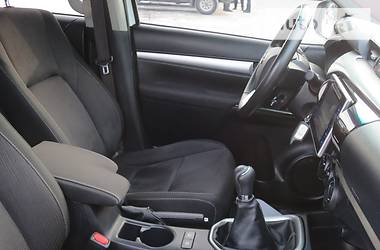 Пикап Toyota Hilux 2015 в 