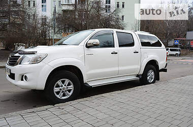 Пикап Toyota Hilux 2014 в Киеве